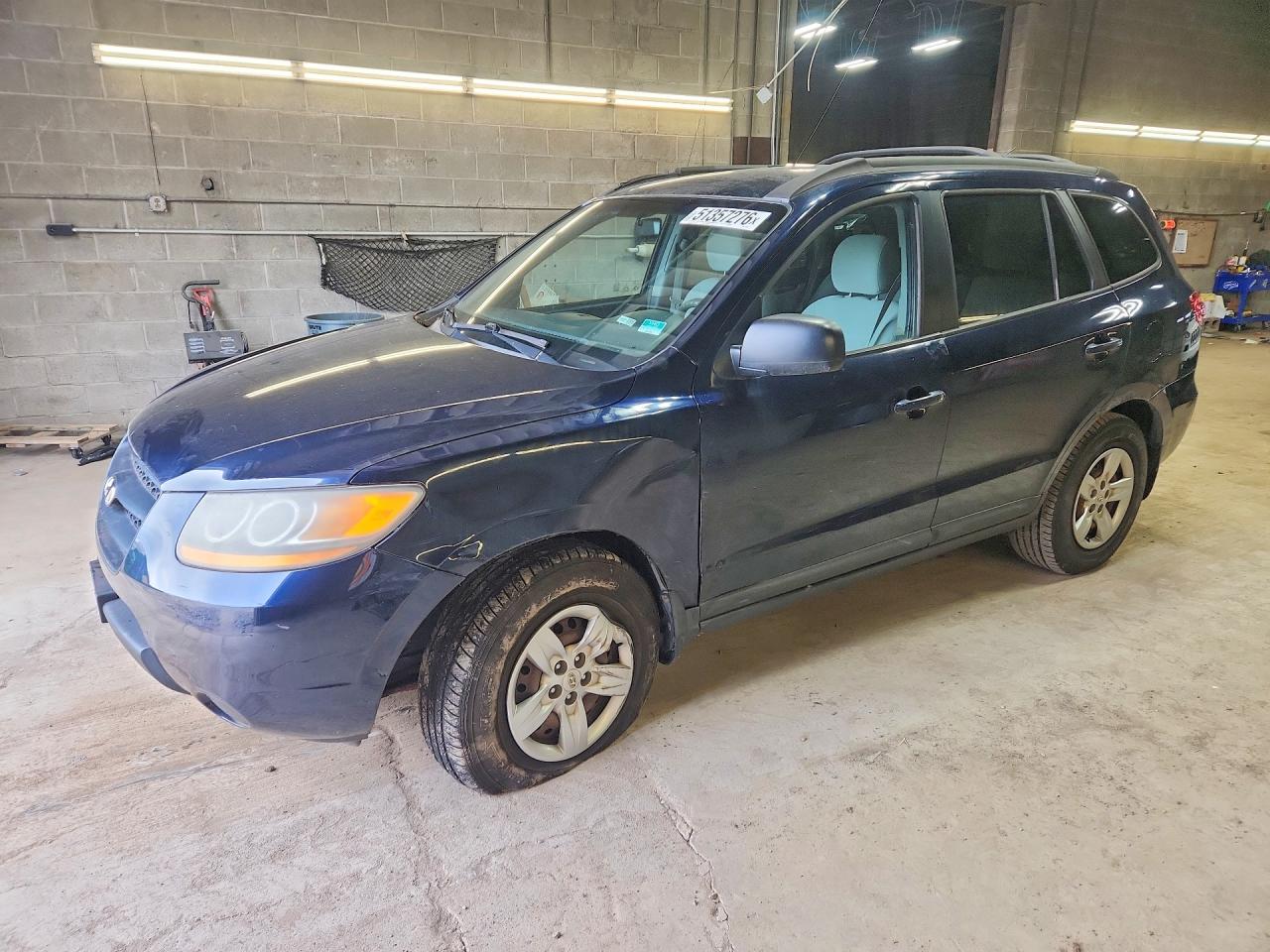 Salvage Hyundai SANTA FE Image