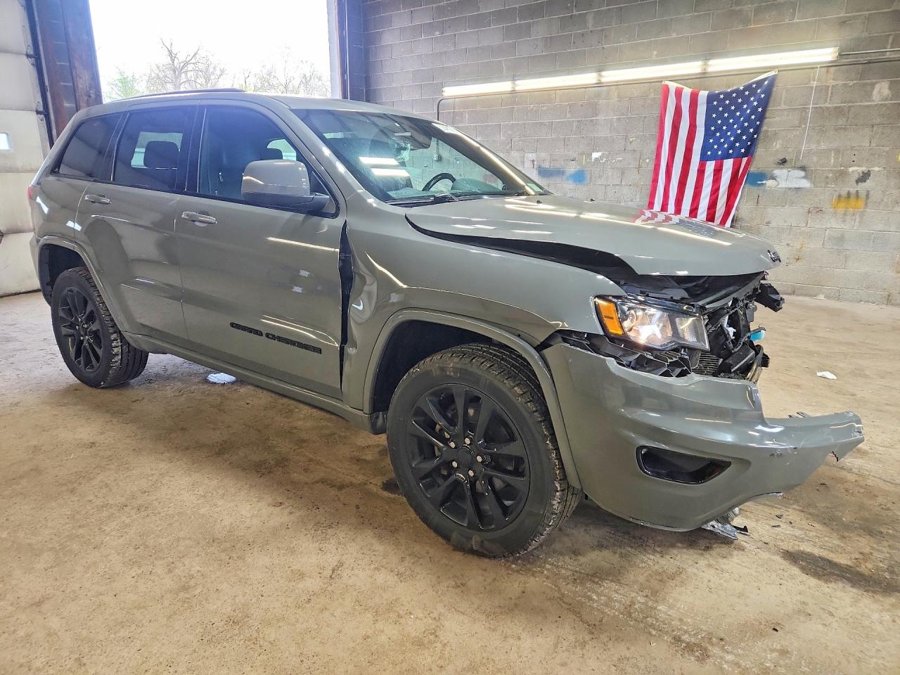 Jeep Cherokee Laredo