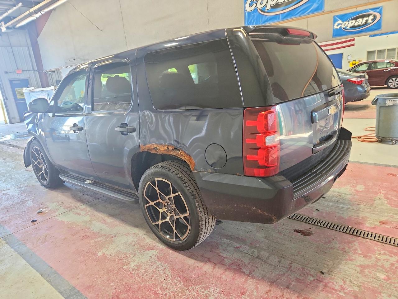 Chevrolet Tahoe C1500 Ls