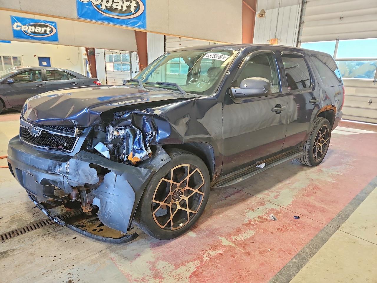 Salvage Chevrolet Tahoe Image