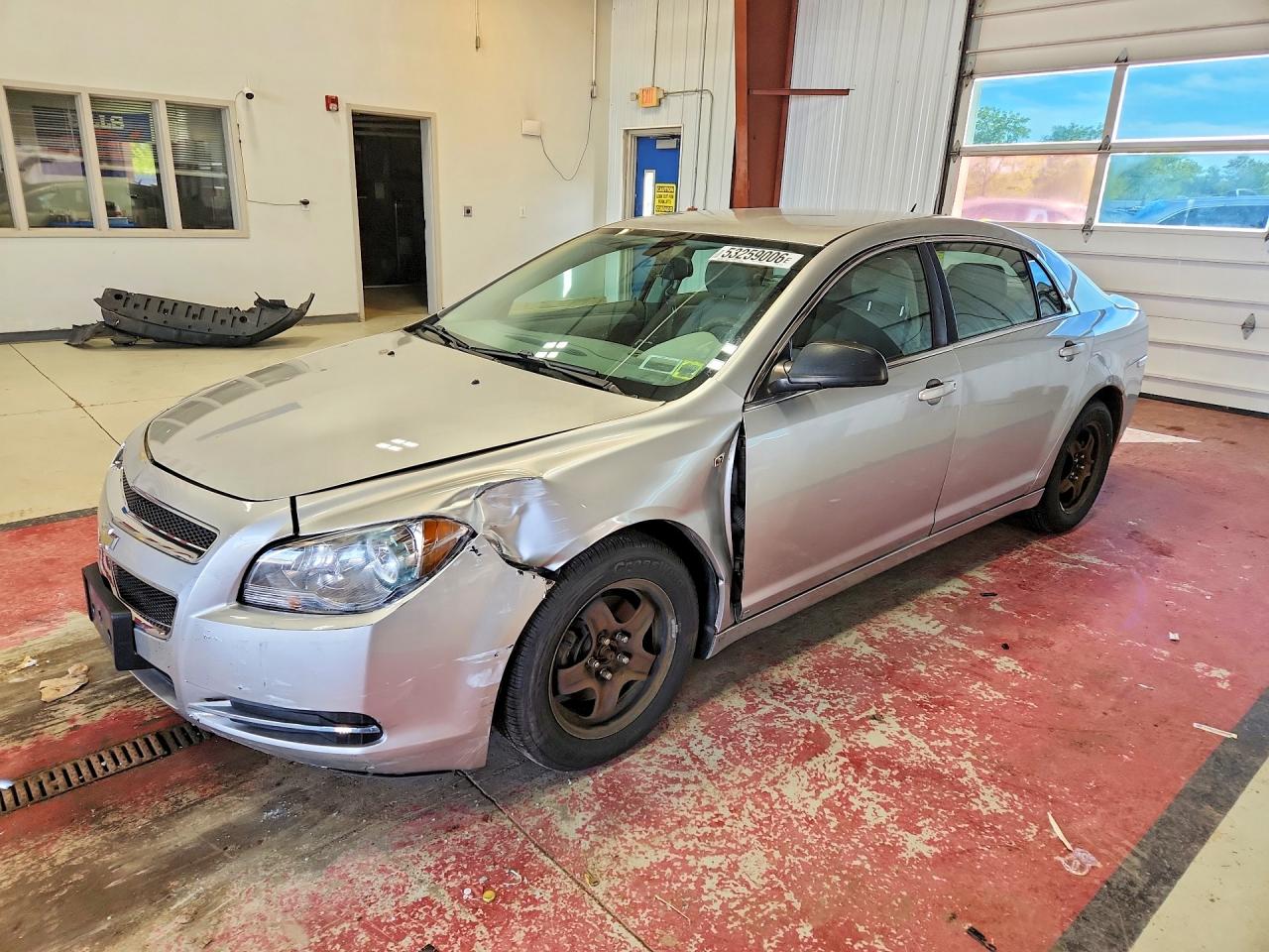 Salvage Chevrolet Malibu Image