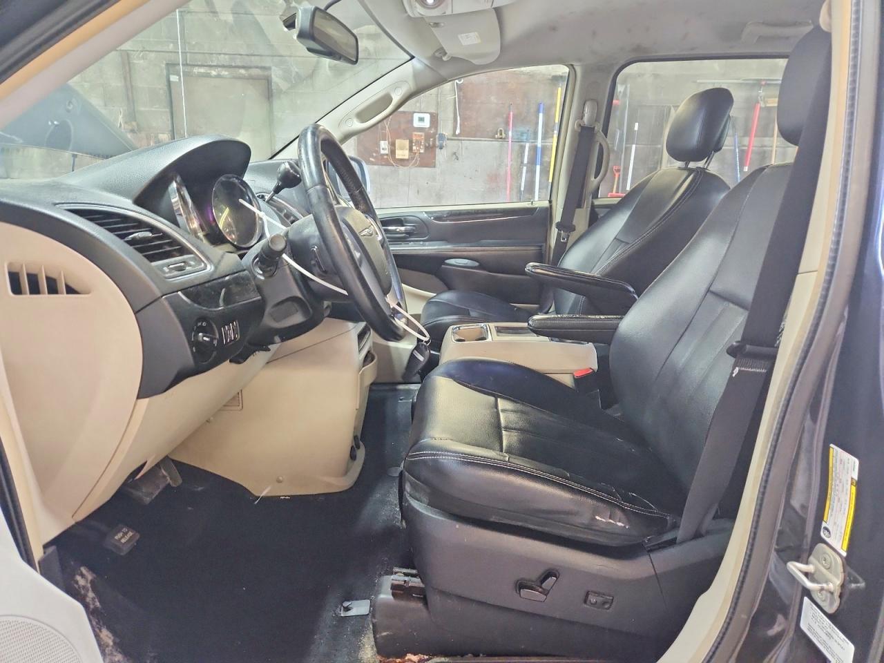 Chrysler Minivan Touring