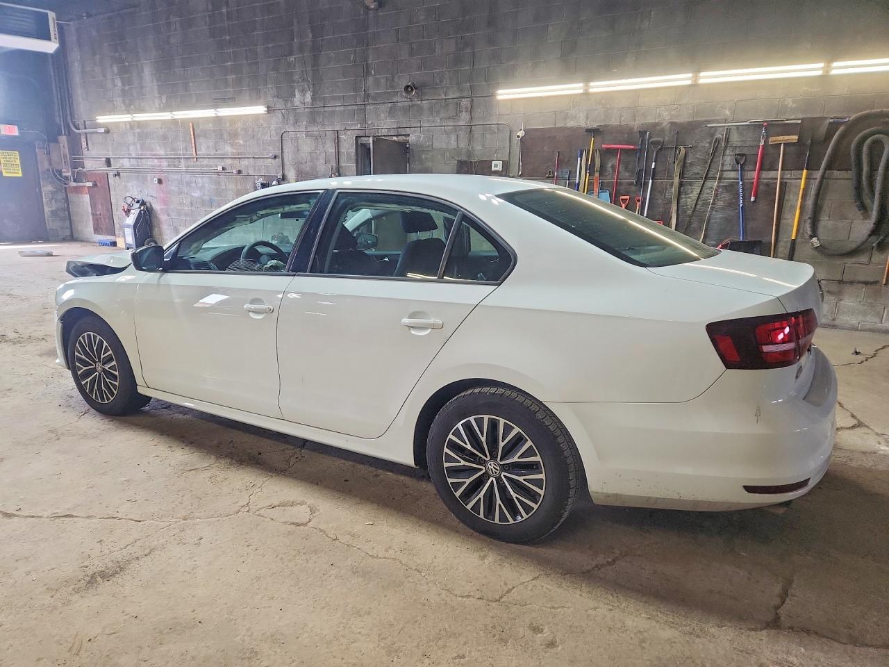 Volkswagen Jetta S