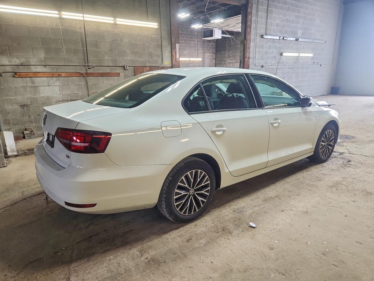 Volkswagen Jetta S