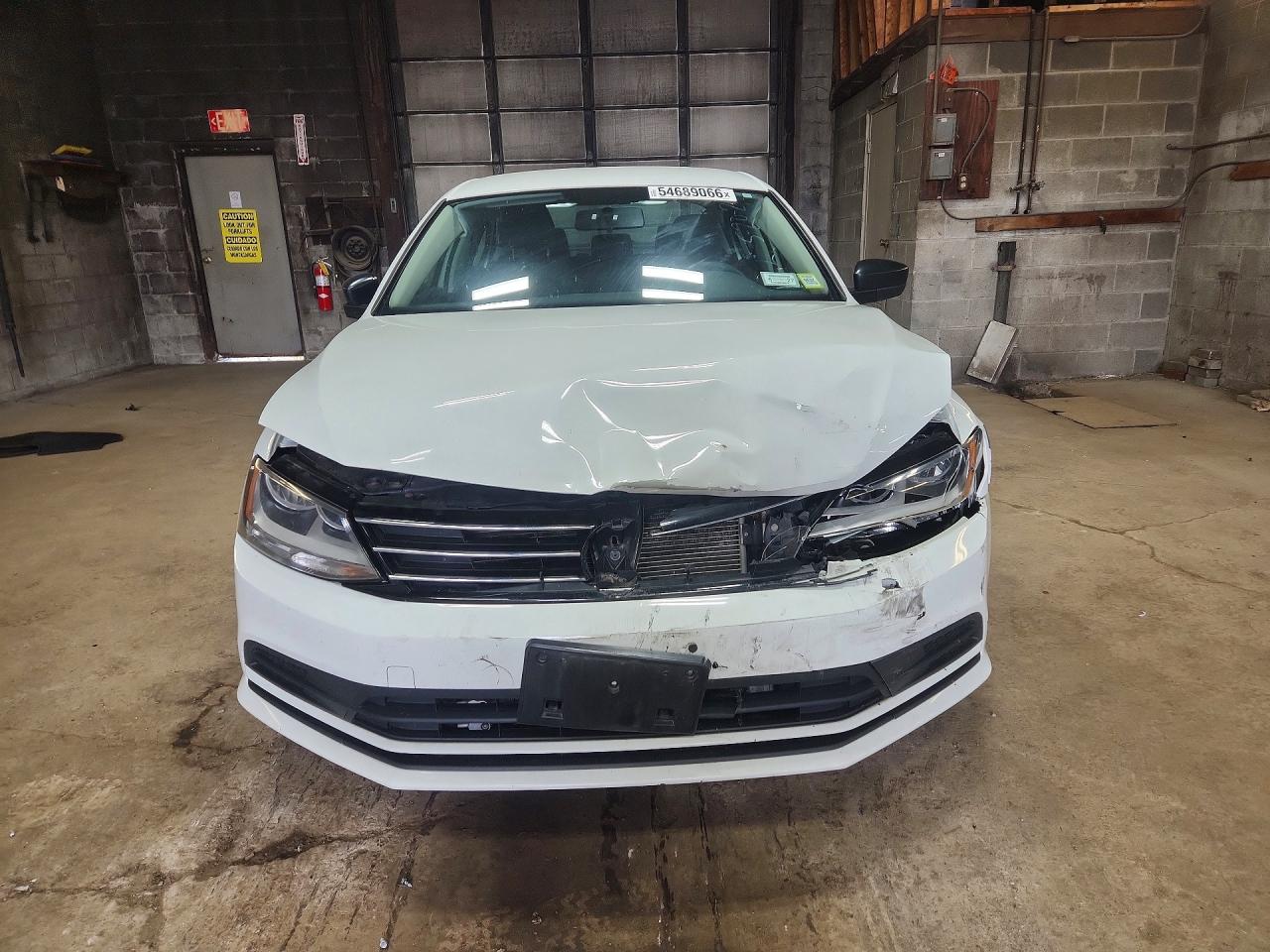 Volkswagen Jetta S