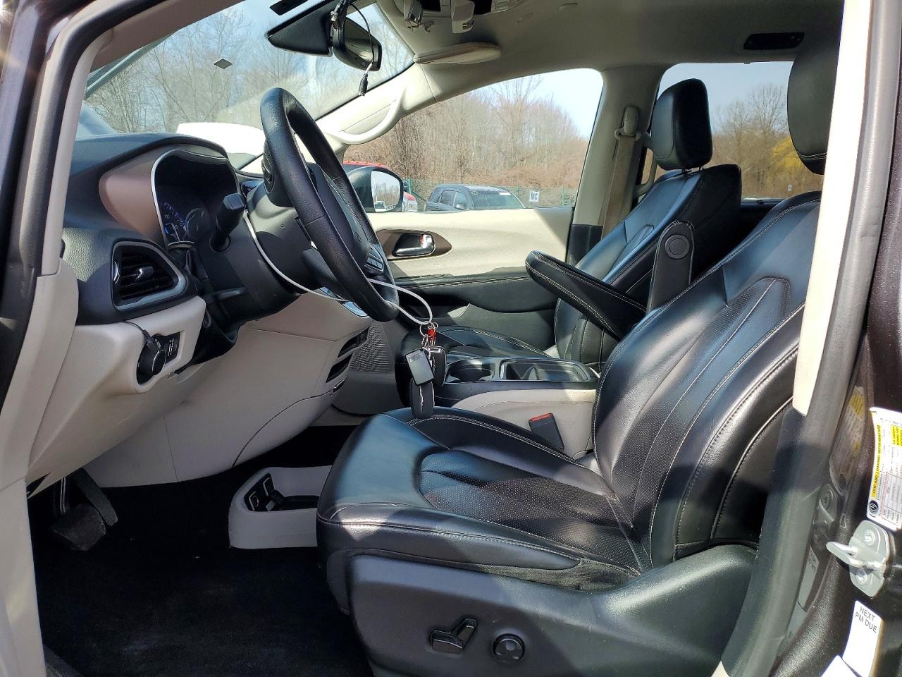 Chrysler Minivan Lxi