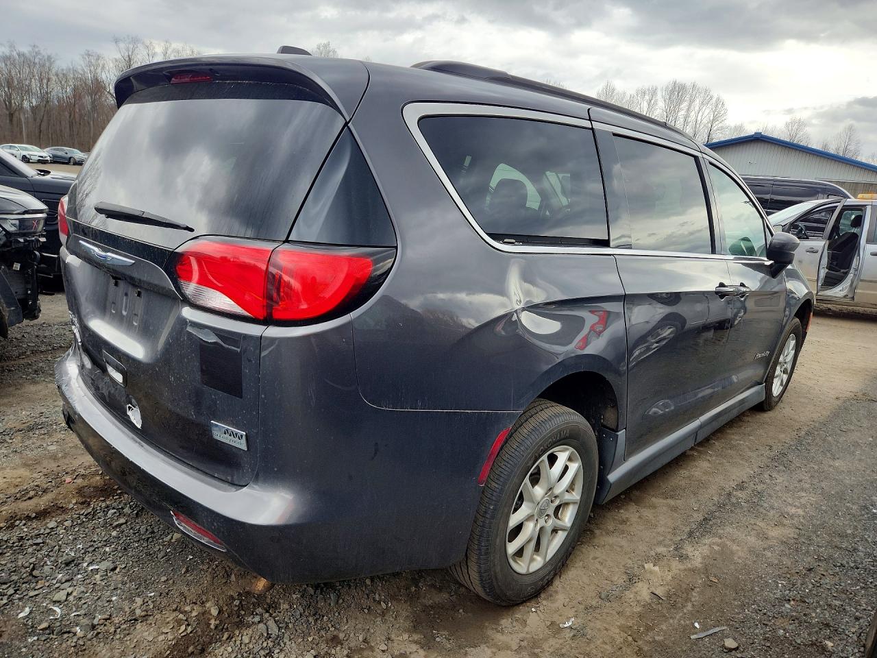 Chrysler Minivan Lxi