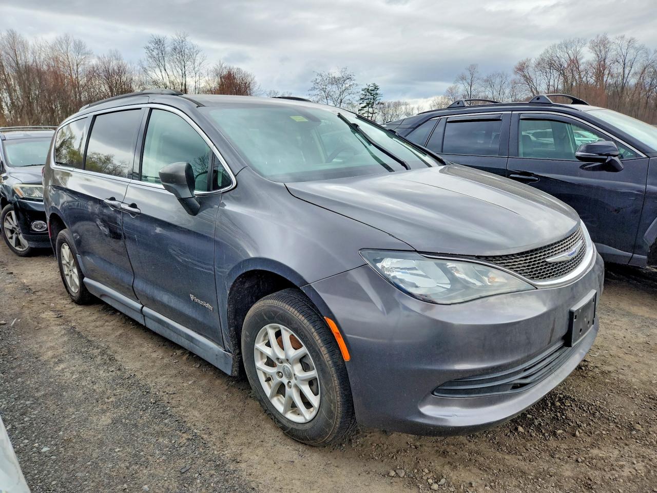 Chrysler Minivan Lxi