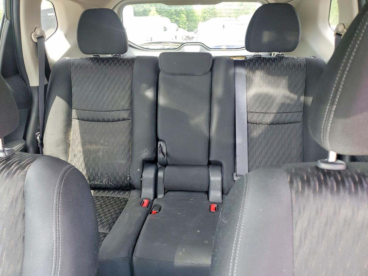 Nissan Rogue Sv