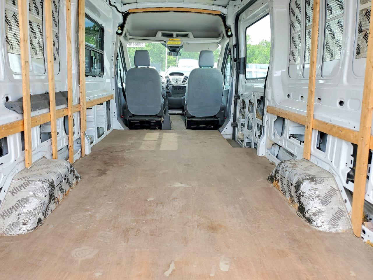 Ford Transit T-250