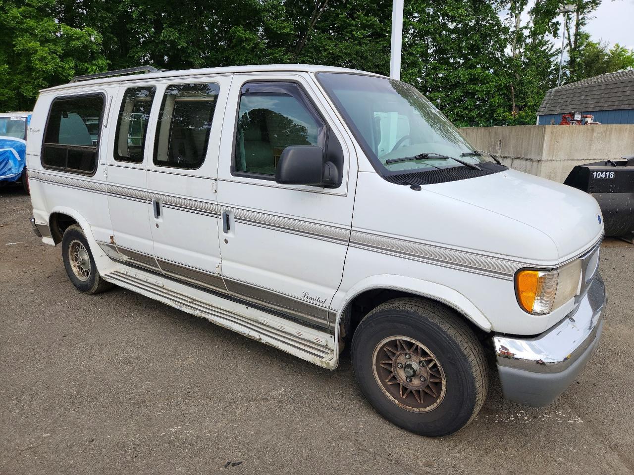 Ford Econoline E150 Van