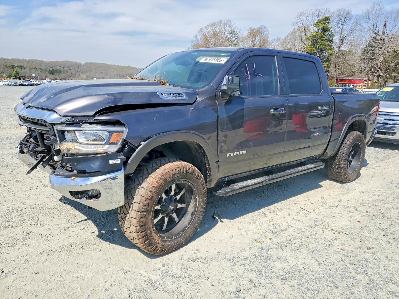 Salvage Ram 1500 Image