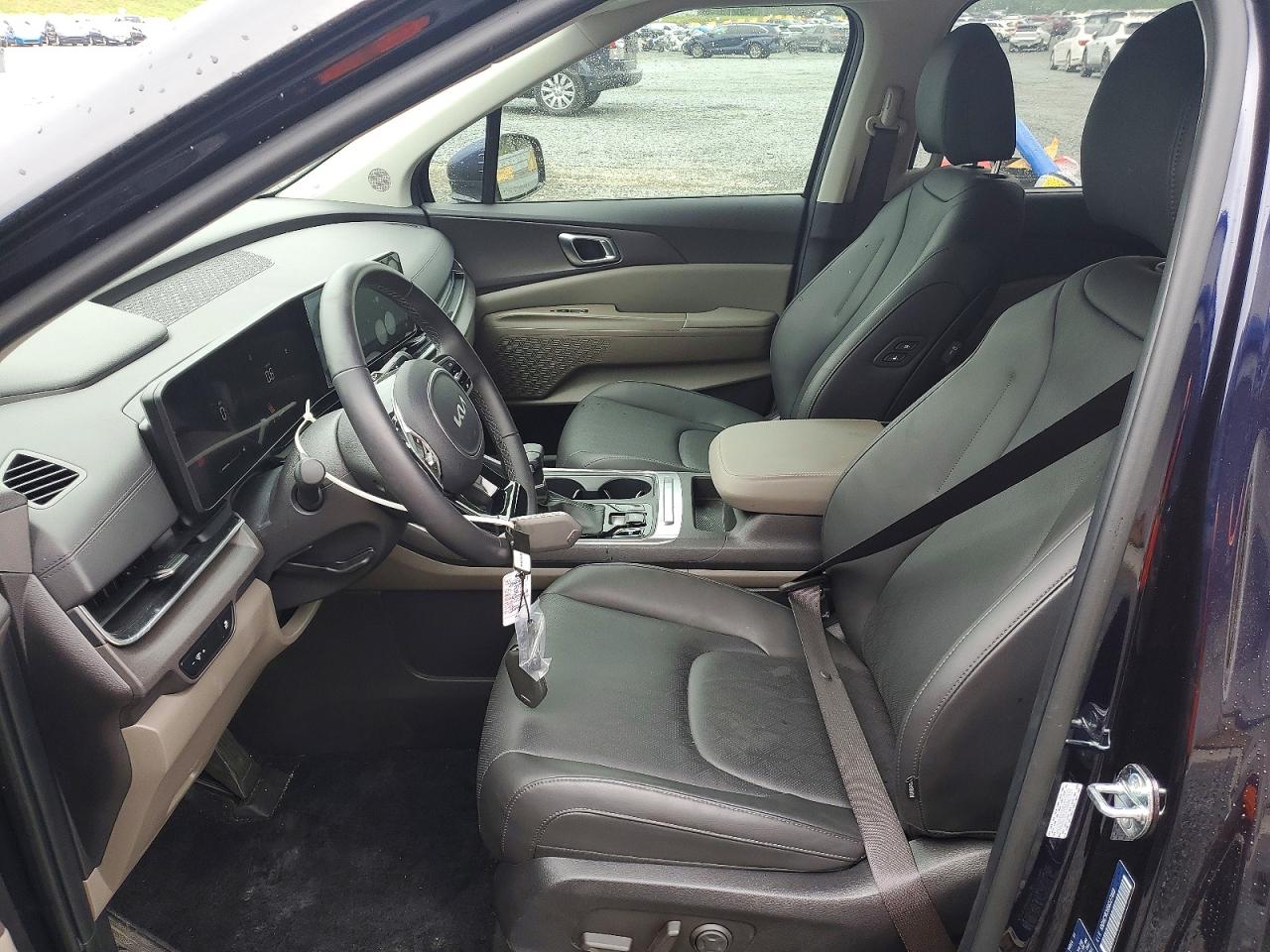 Kia Carnival Ex