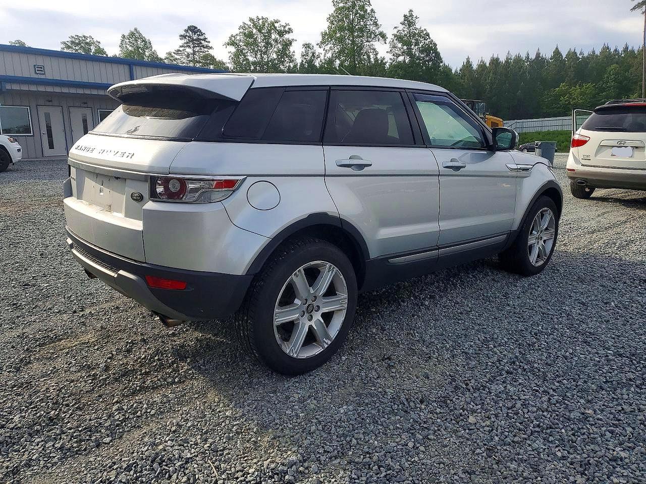 Land Rover Range Rover Pure Premium