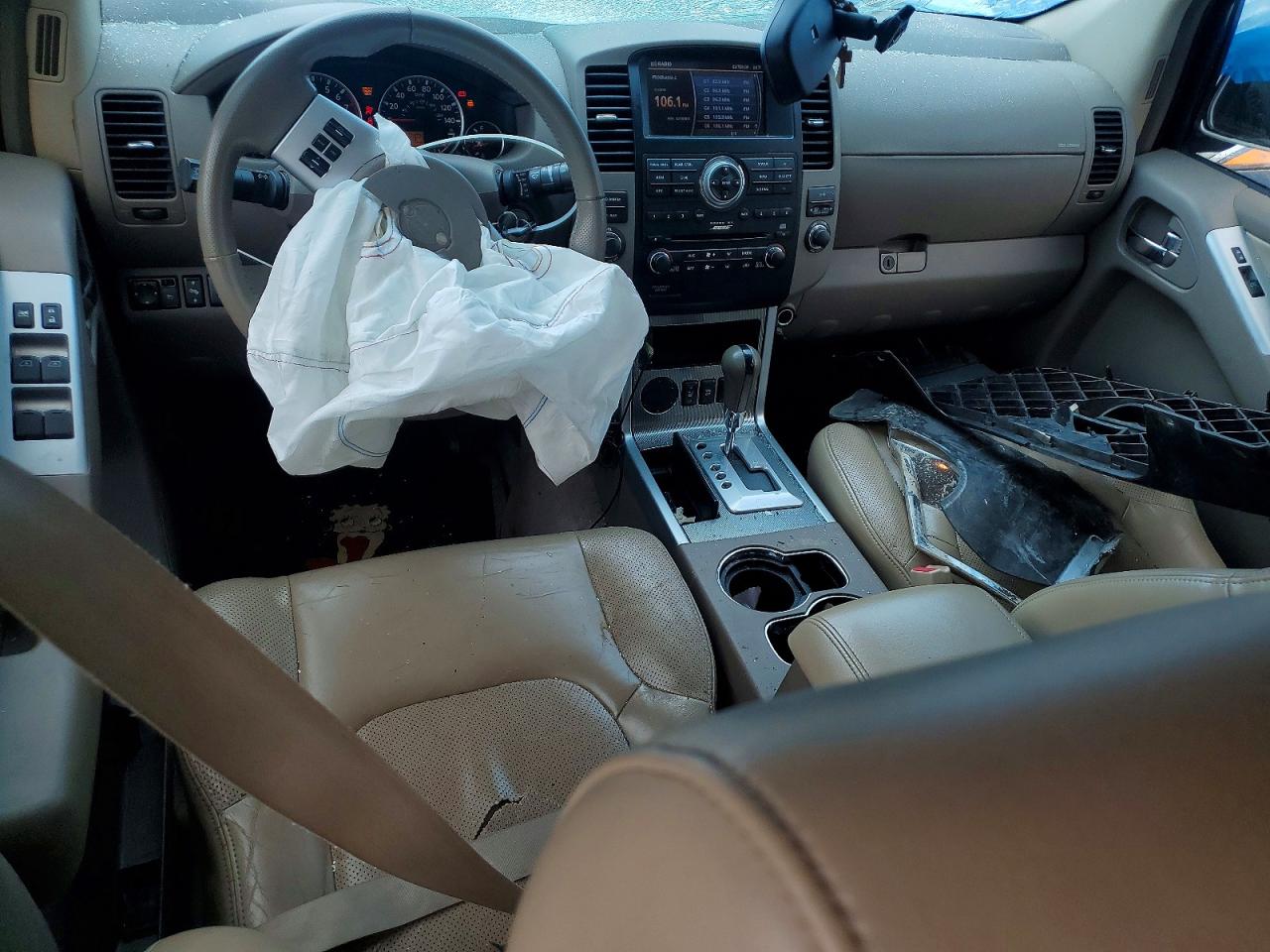 Nissan Pathfinder S