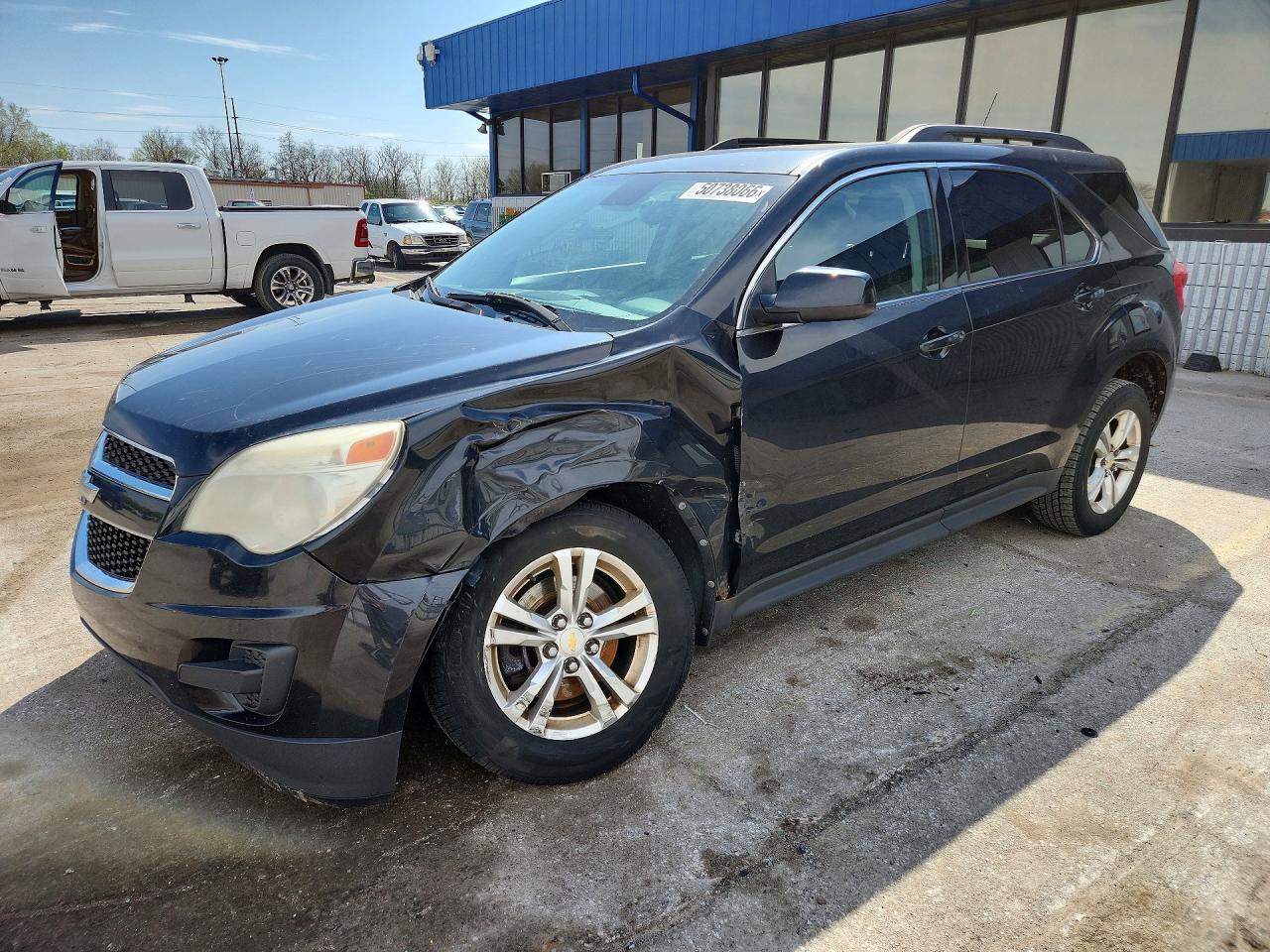 Salvage Chevrolet Equinox Image