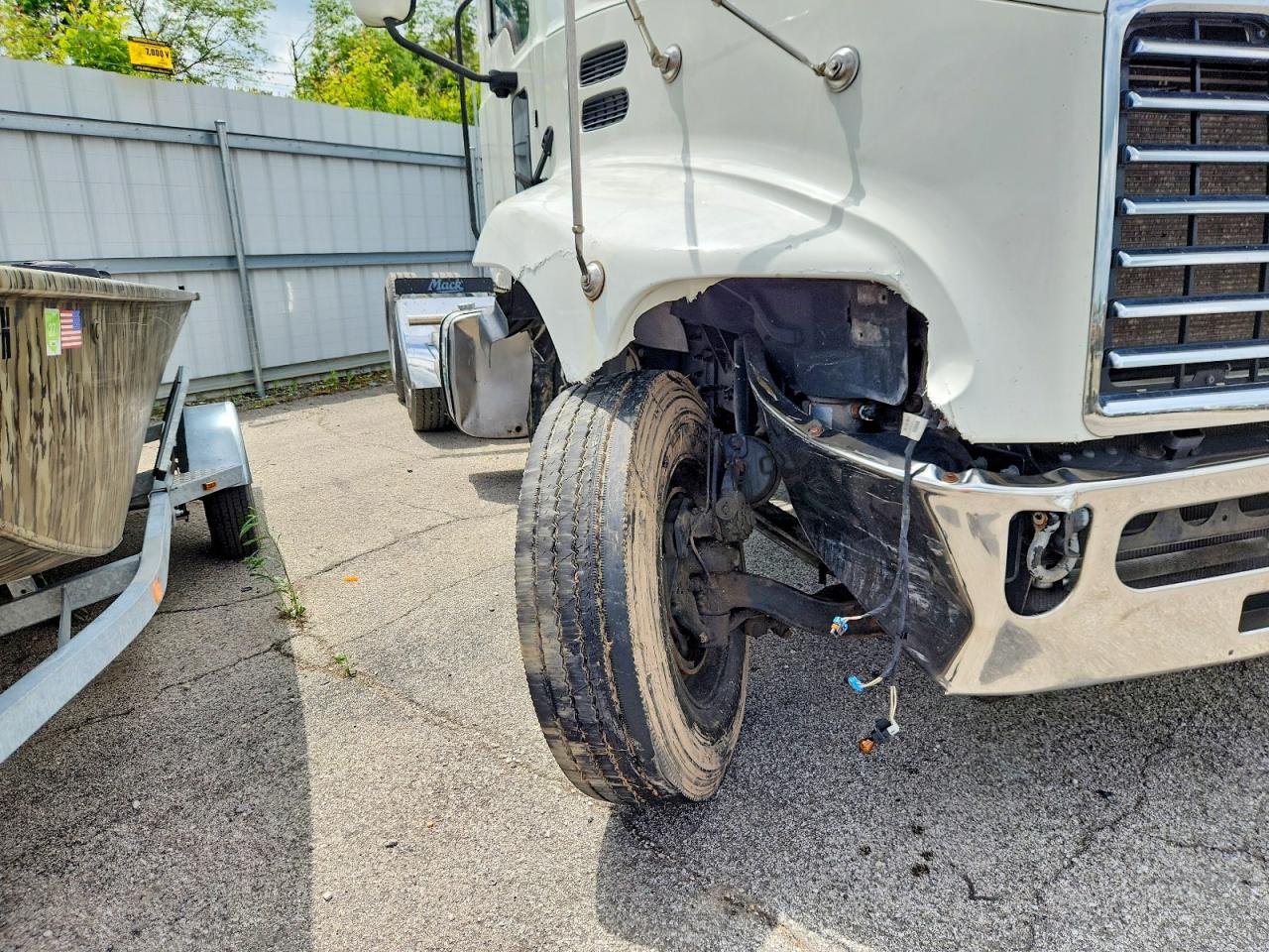 Mack 600