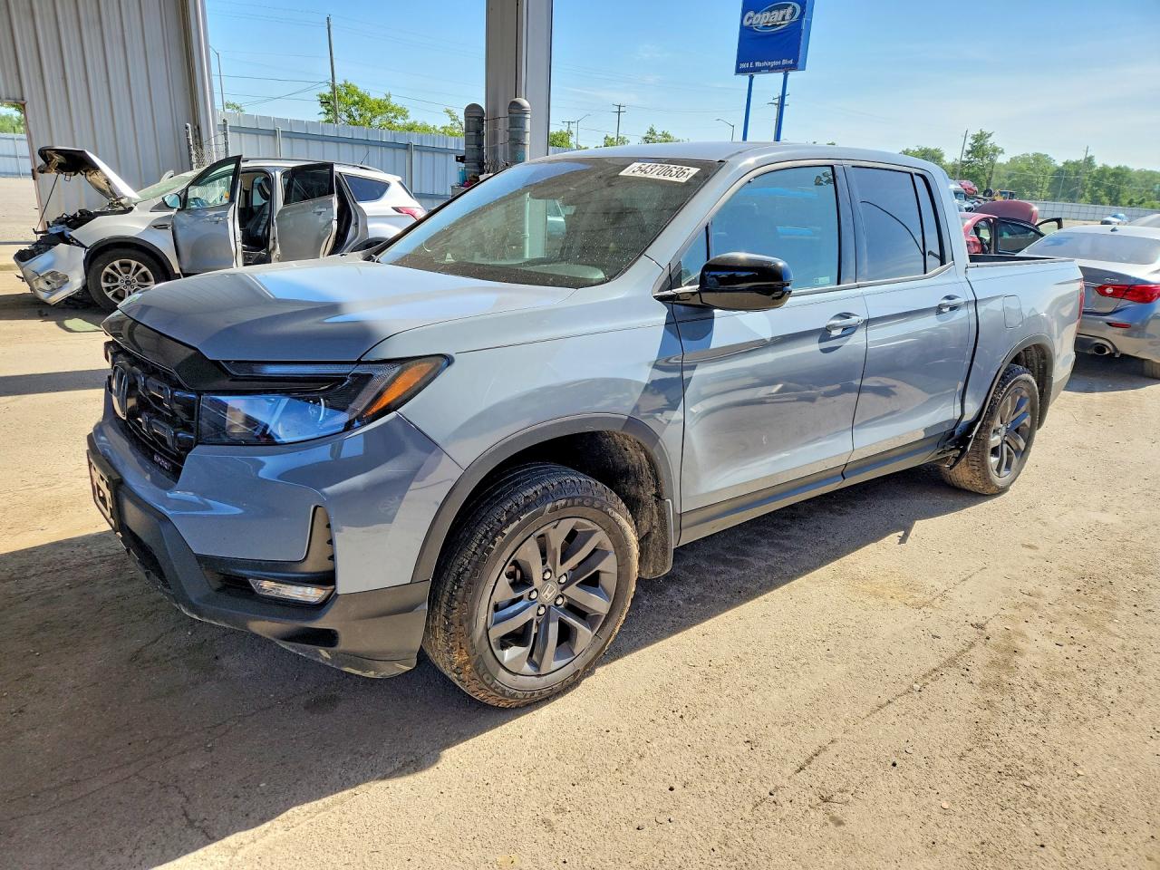 Salvage Honda Ridgeline Image