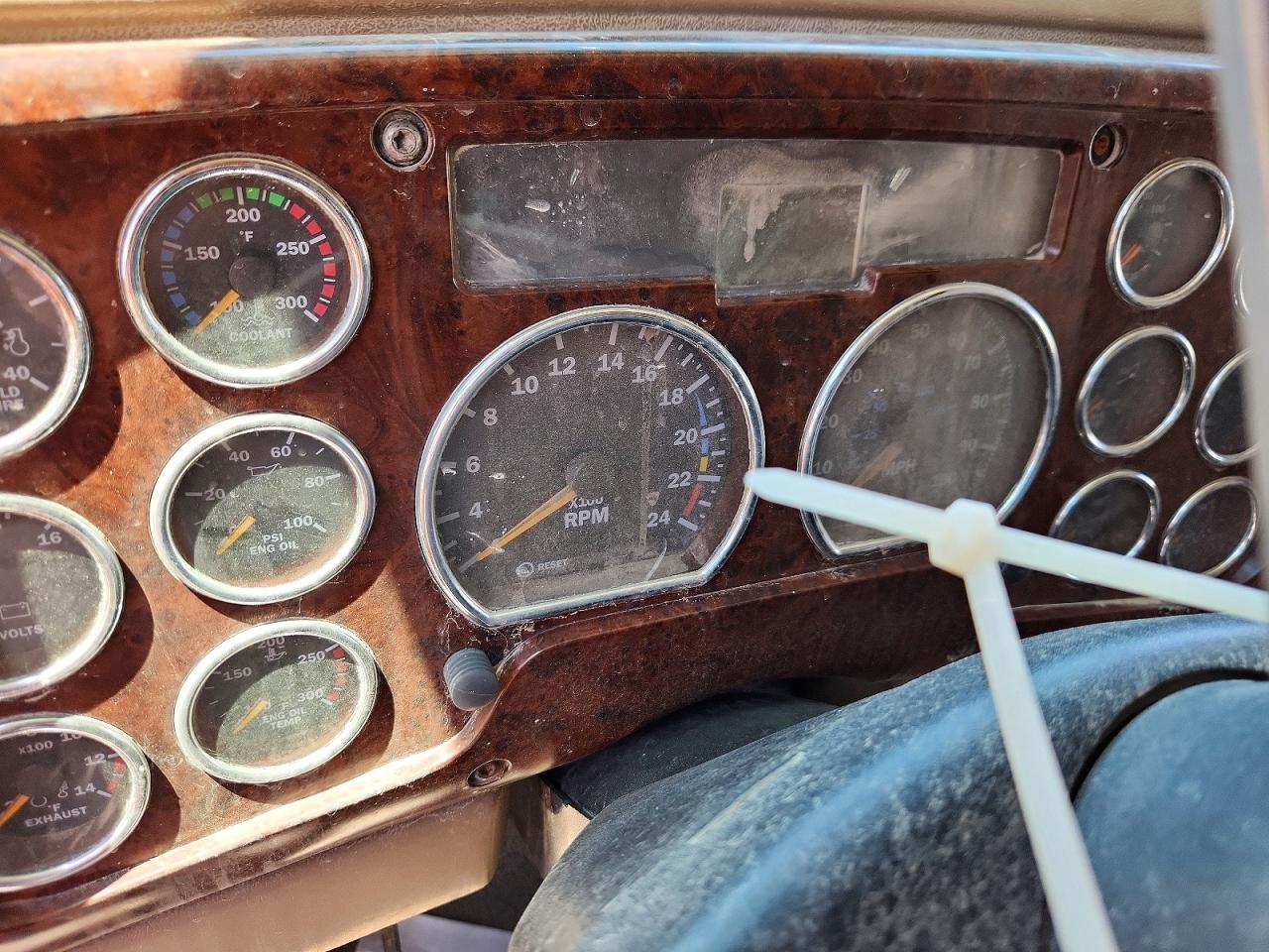 Mack 700 Ct