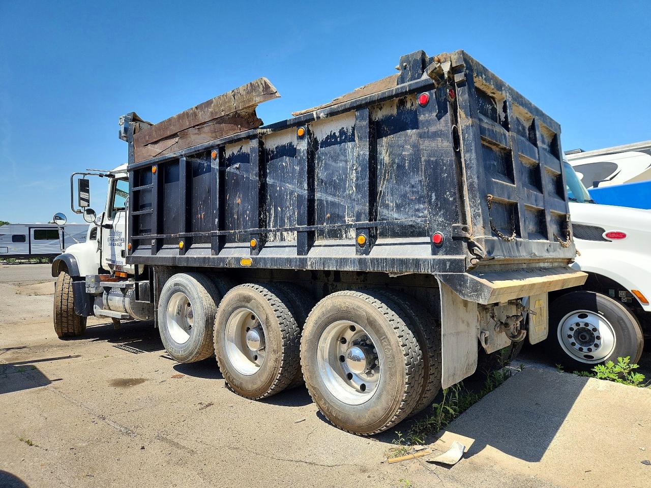 Mack 700 Ct