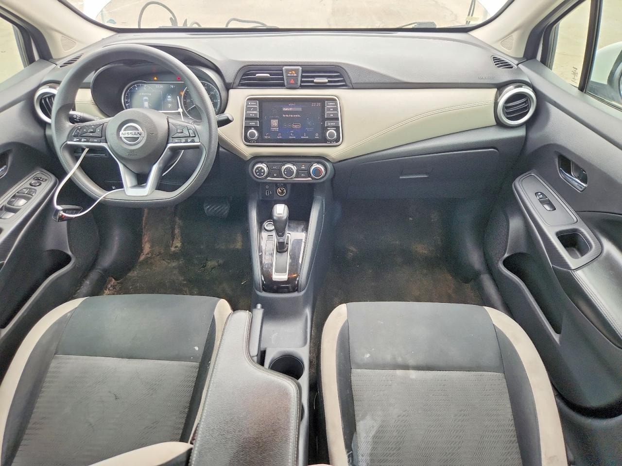 Nissan Versa Sv