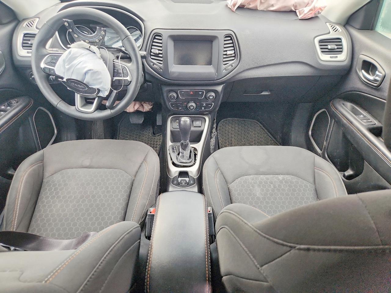 Jeep Compass Sport