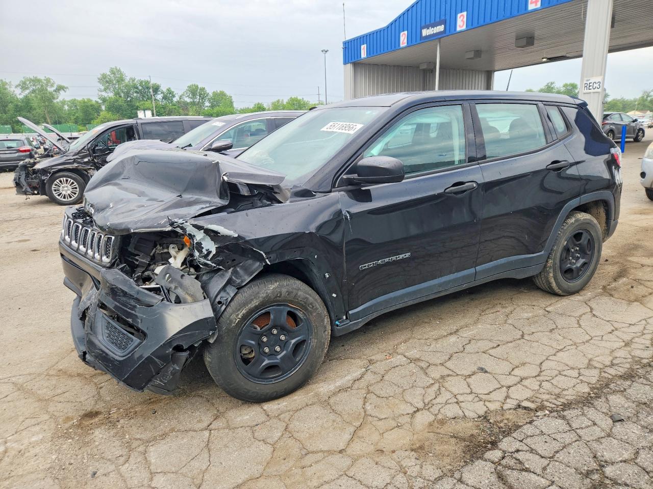 Salvage Jeep Compass Image