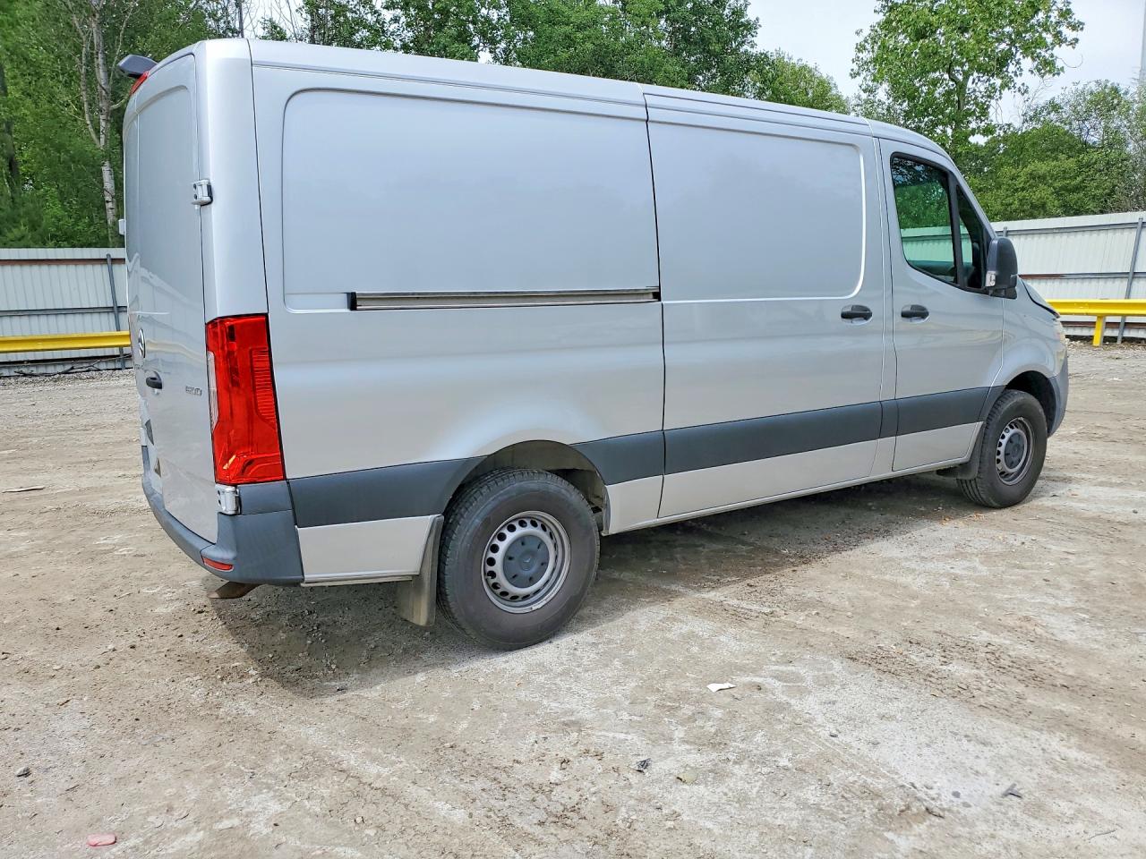 Mercedes-Benz Sprinter 1500