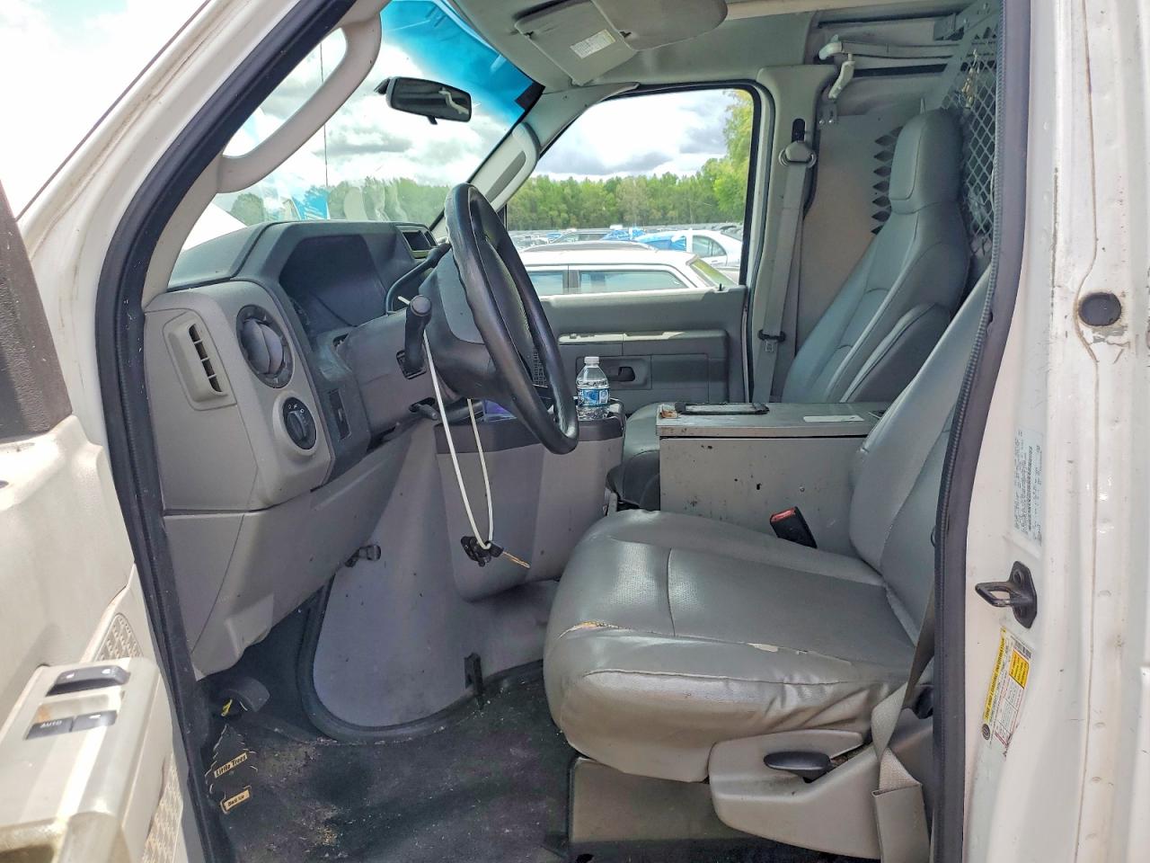 Ford Econoline E150 Van