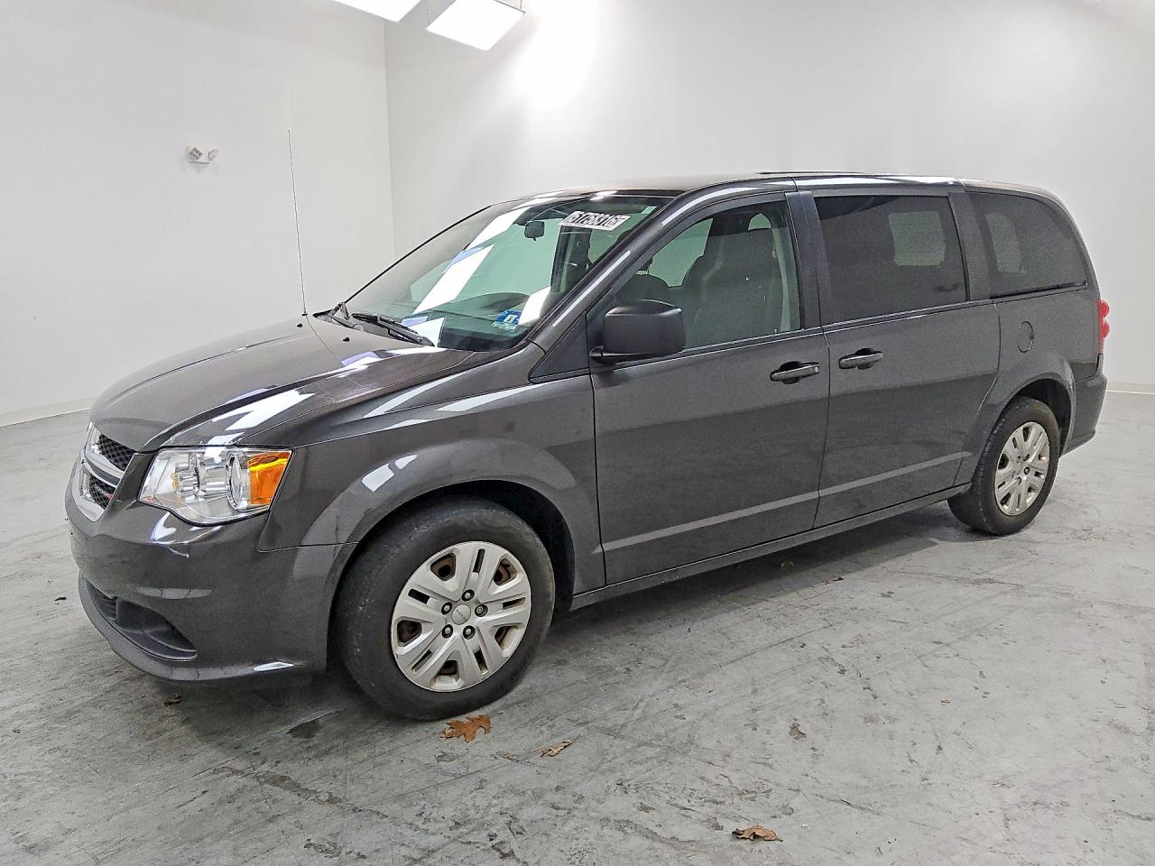 Salvage Dodge Caravan Image