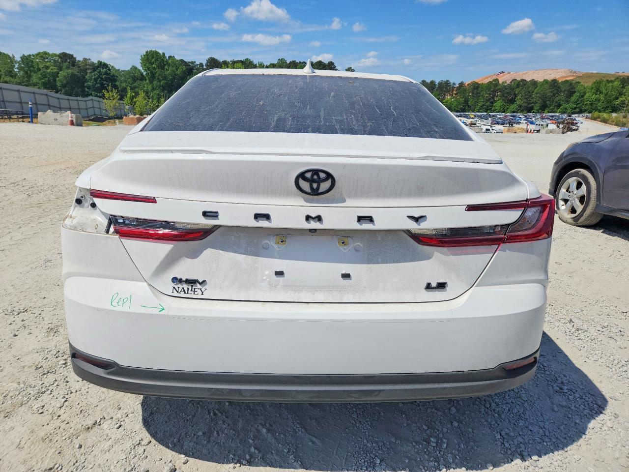 Toyota Camry Le