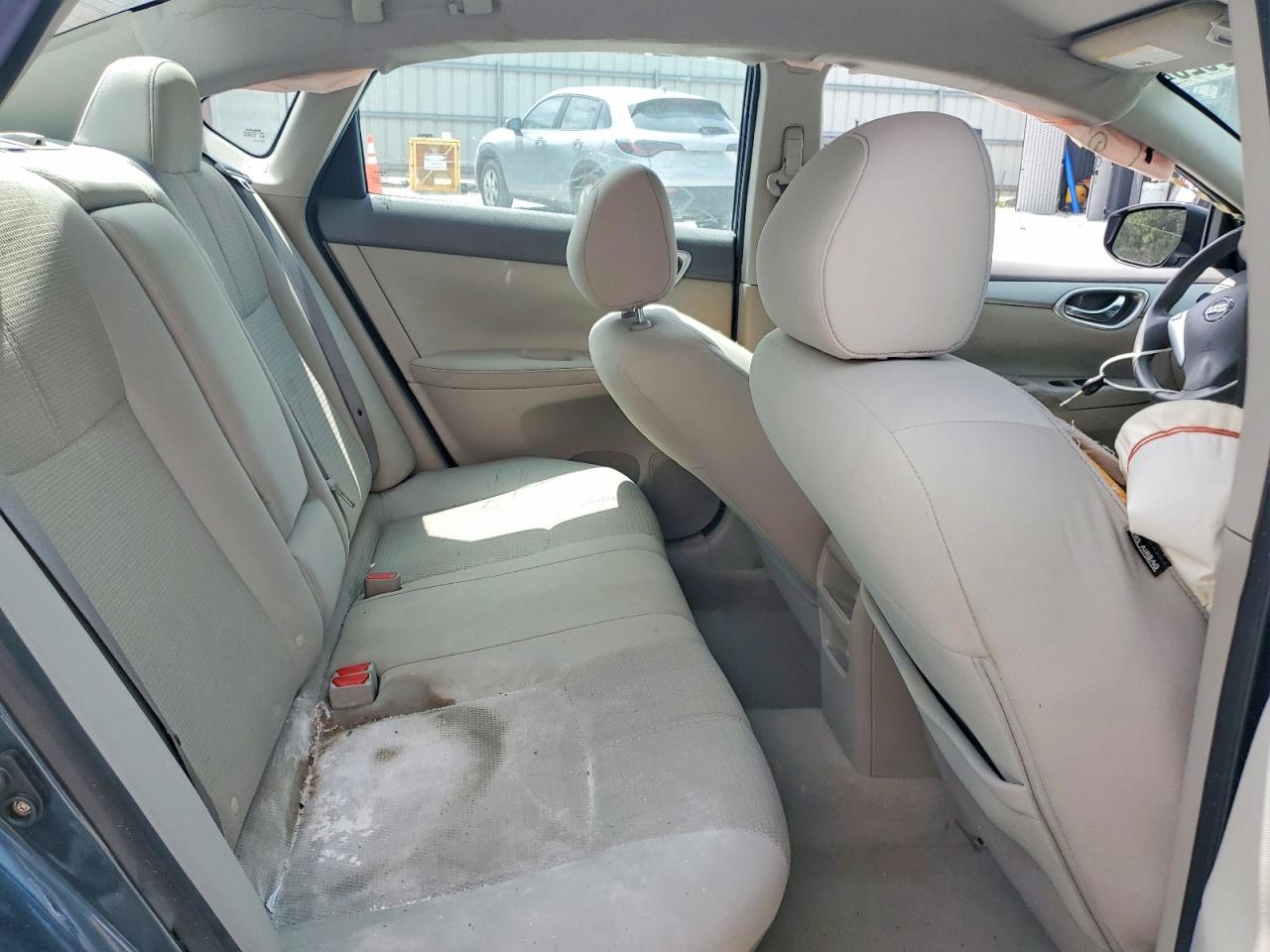 Nissan Sentra S