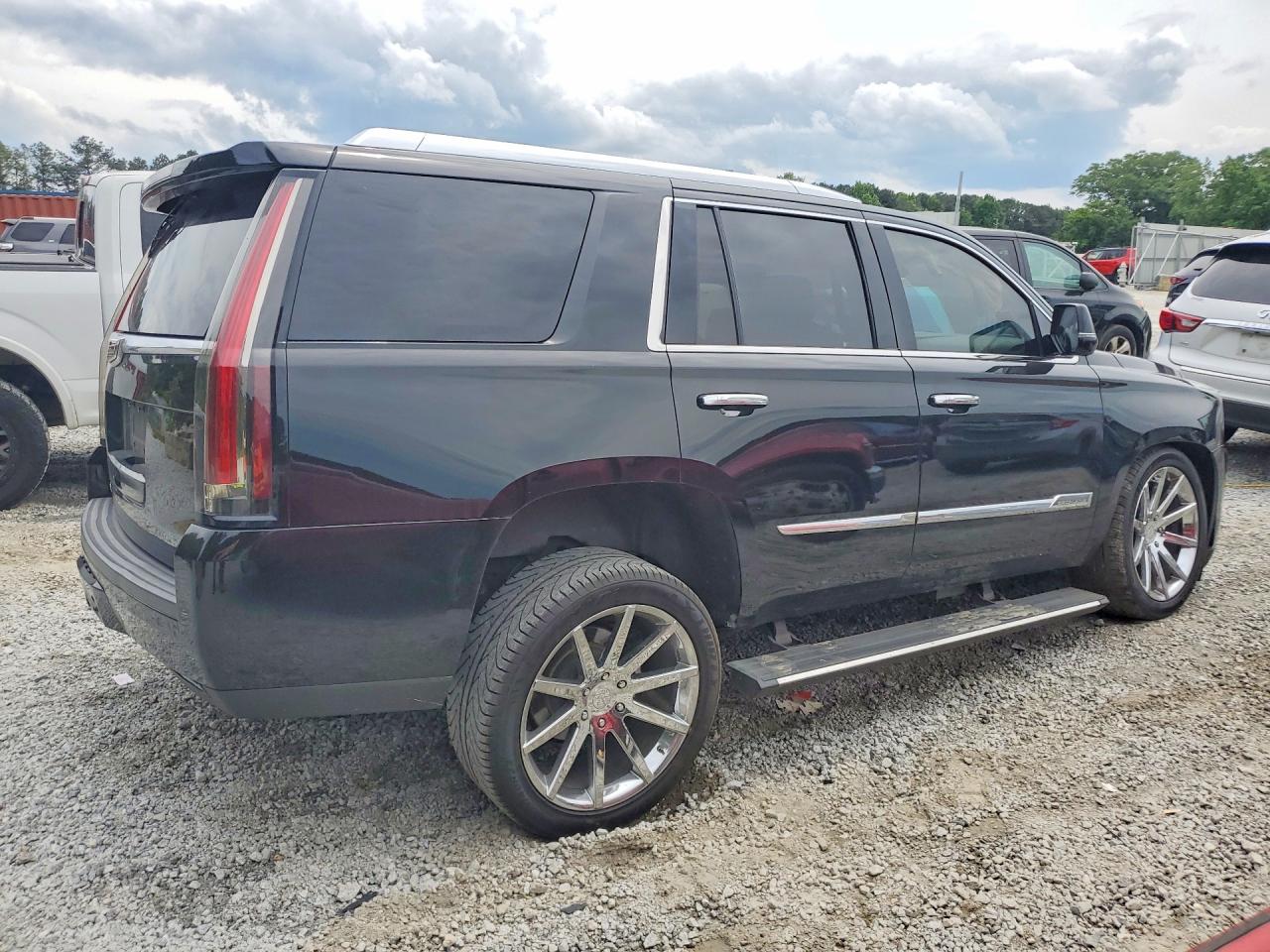 Cadillac Escalade Premium