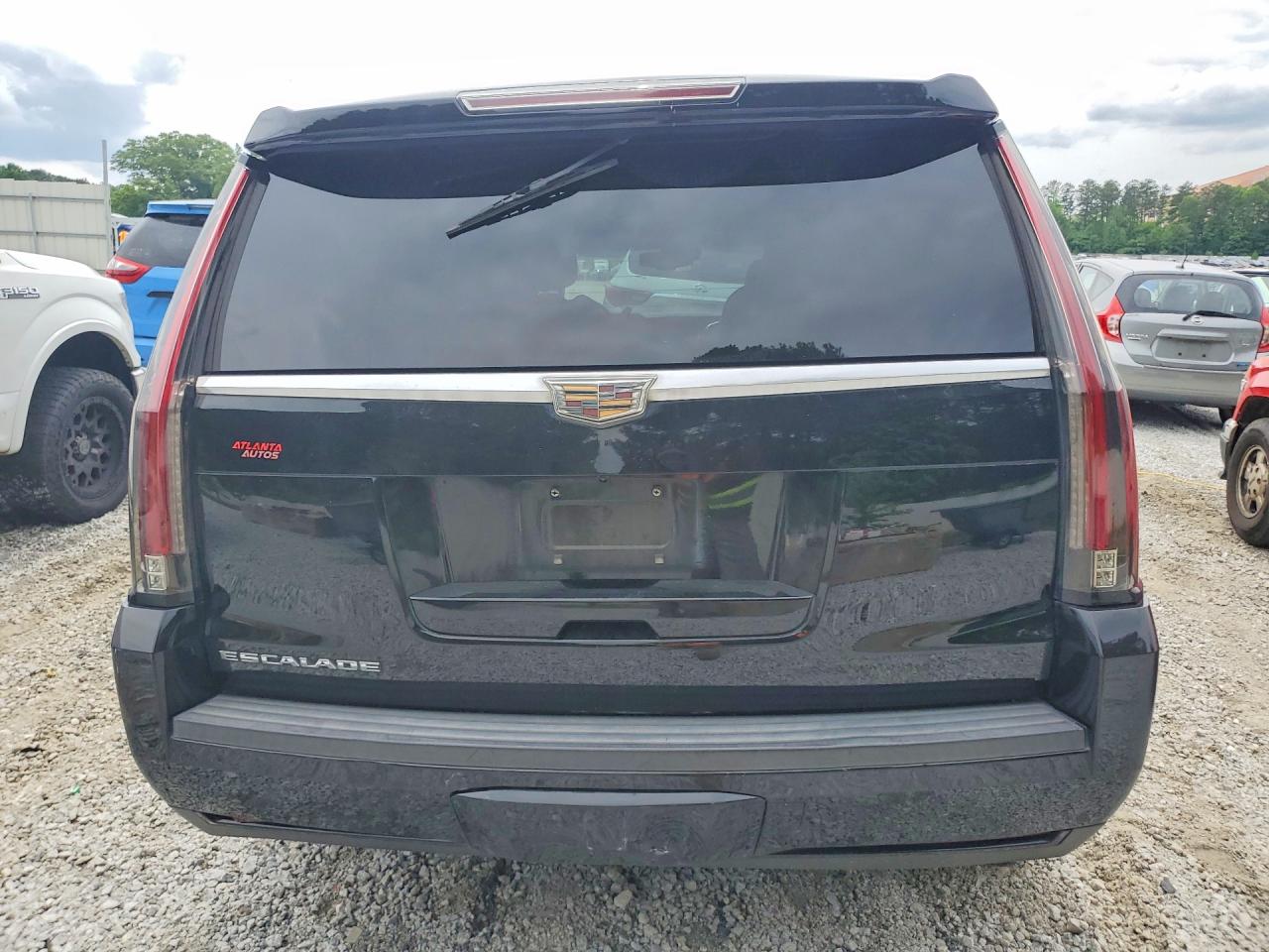 Cadillac Escalade Premium