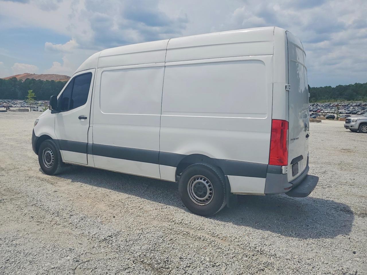 Mercedes-Benz Sprinter 2500