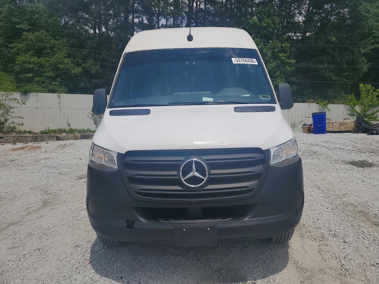 Mercedes-Benz Sprinter 2500