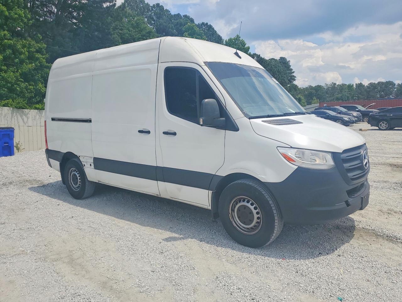 Mercedes-Benz Sprinter 2500
