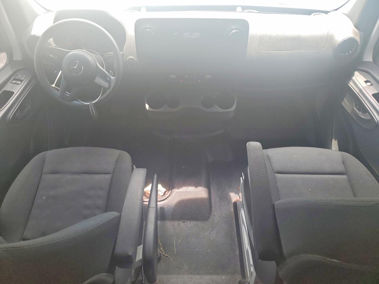 Mercedes-Benz Sprinter 2500
