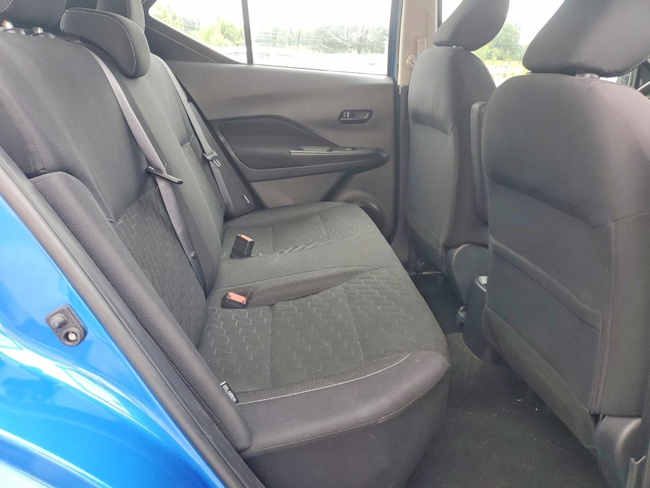 Nissan Kicks S