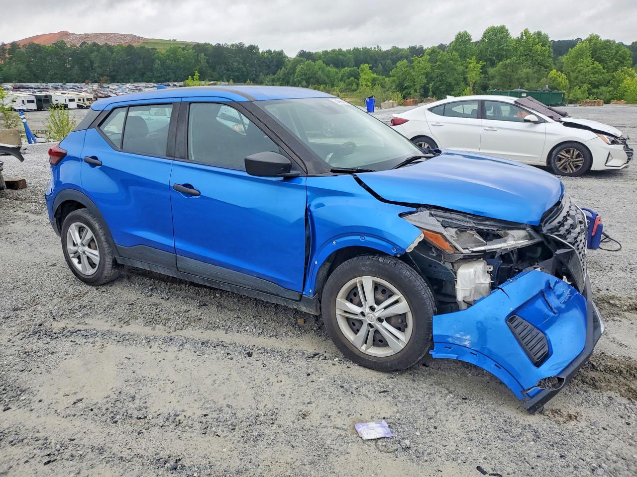Nissan Kicks S