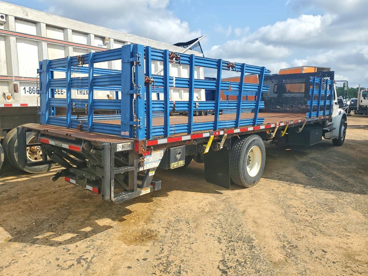 Freightliner M2 106 Medium Duty