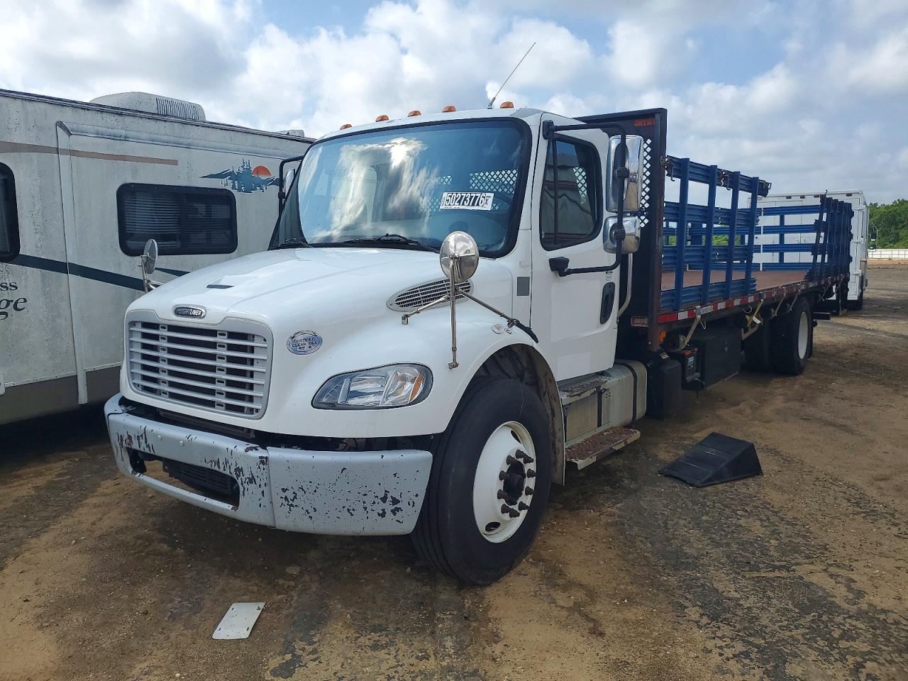 Freightliner M2 106 Medium Duty