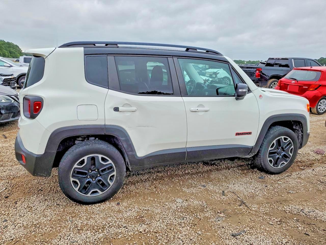 Jeep Renegade Trailhawk