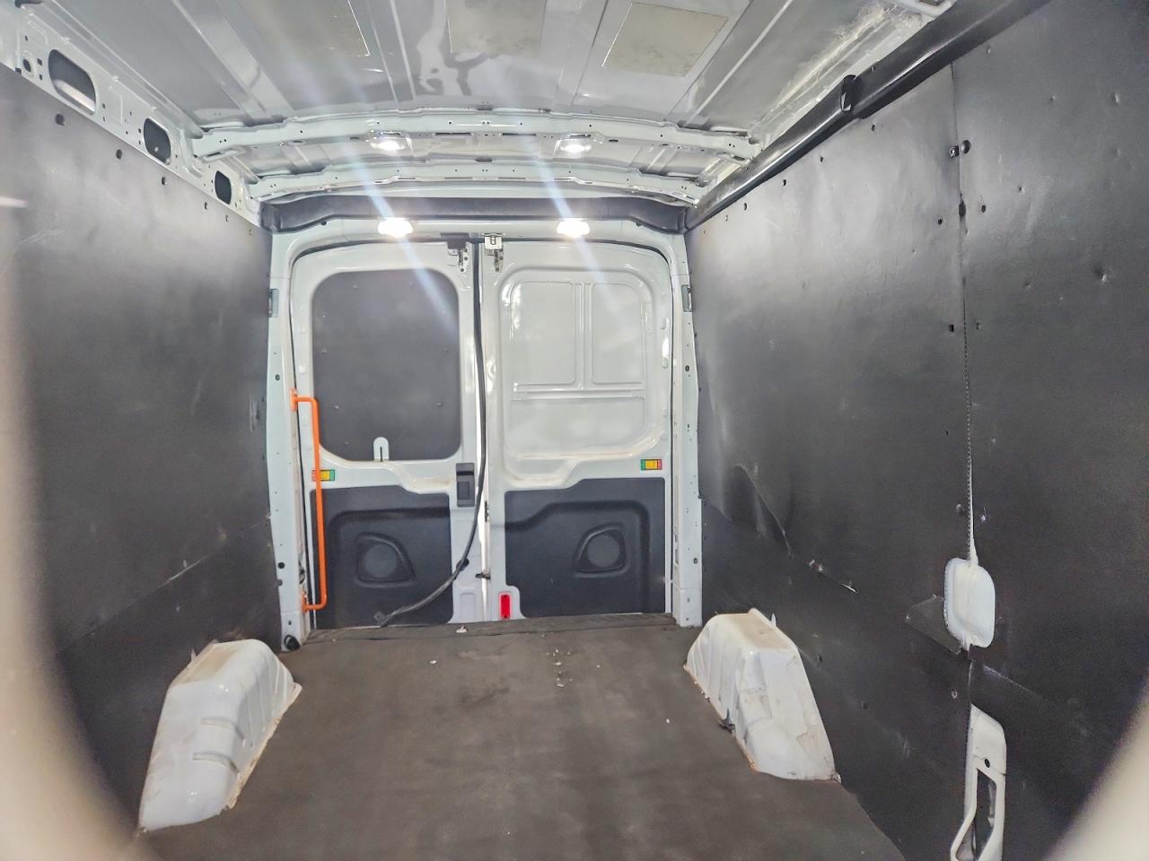 Ford Transit T-150