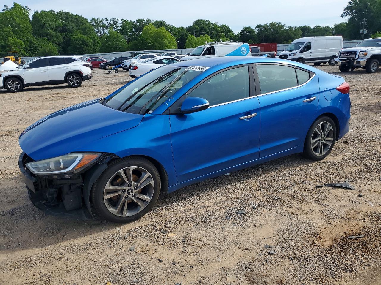Salvage Hyundai ELANTRA Image