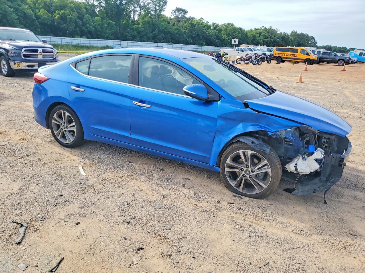 Hyundai ELANTRA Limited