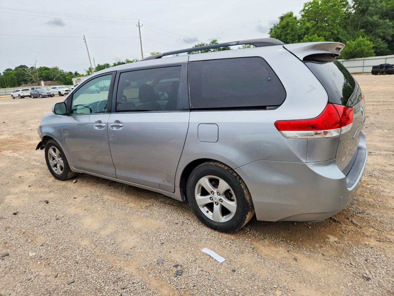 Toyota Sienna Xle 8-passenger