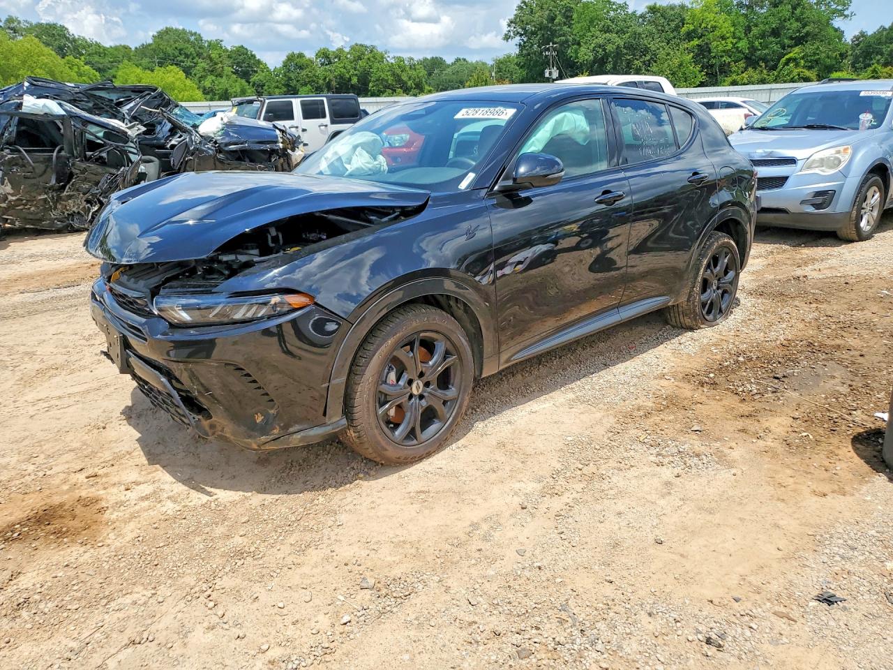 Salvage Dodge Hornet Image