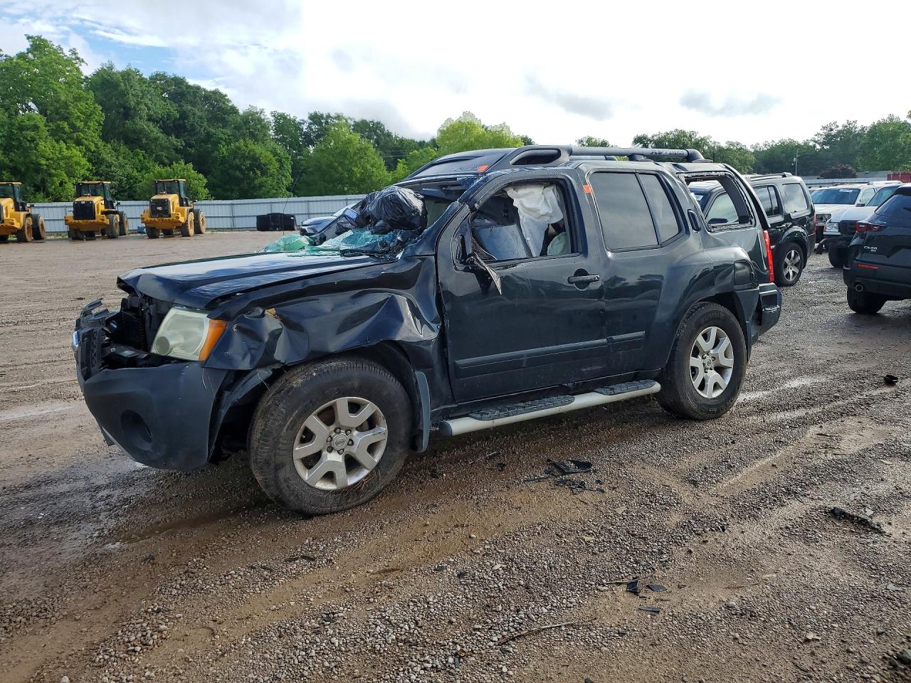 Salvage Nissan Xterra Image