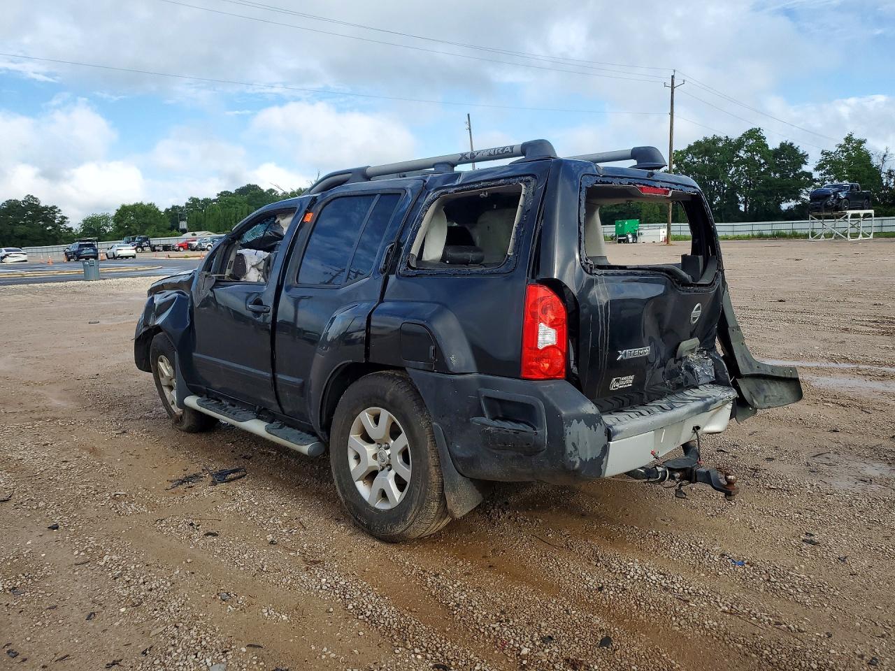 Nissan Xterra X